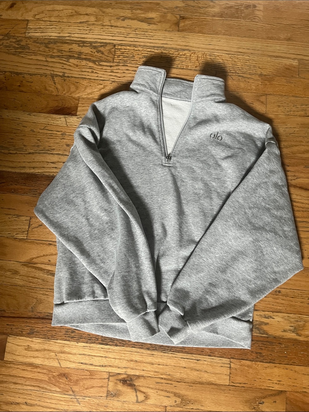 ALO Yoga Men’s Light Gray Half‑Zip Pullover Sweater
